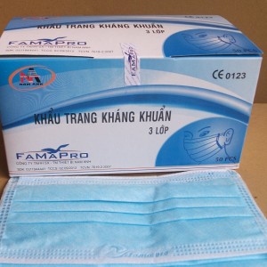 Khẩu trang kháng khuẩn